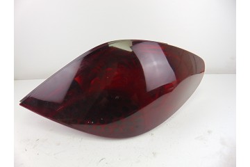 PILOTO TRASERO DERECHO PEUGEOT 207