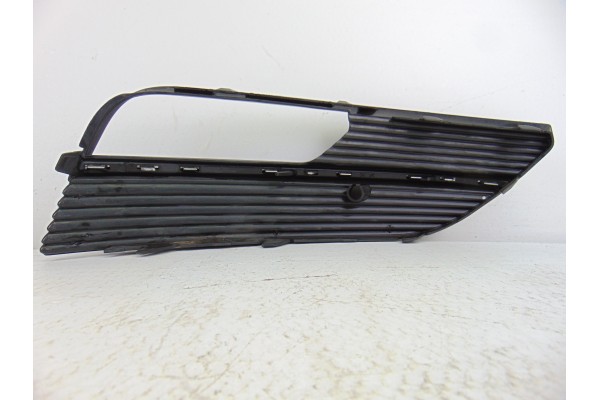 8V3807681A REJILLA PARAGOLPES IZQUIERDA AUDI A3 SPORTBACK (8VA) Ambiente 8V3807681A 198915 AUDI - 1