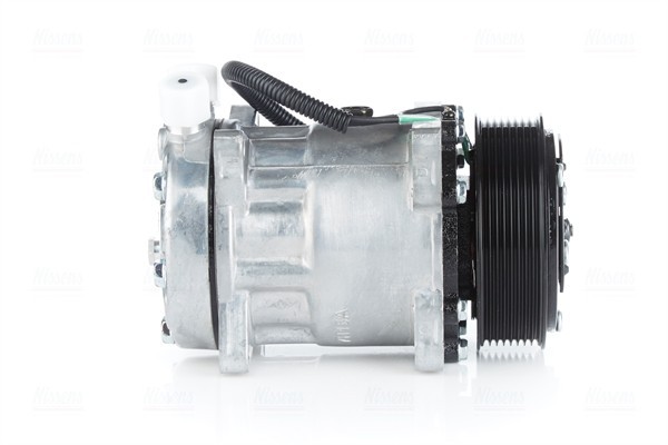 Air conditioning compressor NISSENS Car type trucks