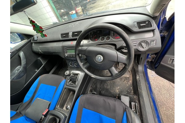 VOLKSWAGEN PASSAT BERLINA (3C2) Sportline