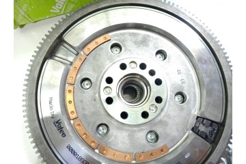 Valeo 837119 clutch set Citroen Lancia Fiat Peugeot Version European
