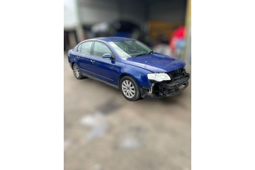 VOLKSWAGEN PASSAT BERLINA (3C2) Sportline