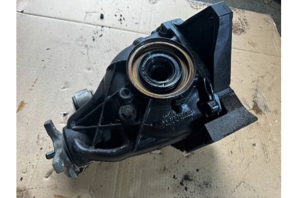 REAR BRIDGE MERCEDES C CLASS C63 4 0 AMG 2016r 2053505215 Part manufacturer Mercedes Benz OE