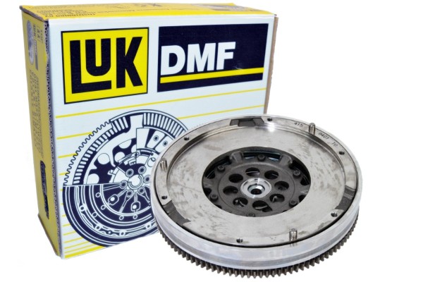 LUK SCHAEFFLER 415 0401 10 TWO MASS WHEEL BMW E90 E60 E81 87 E90 E60