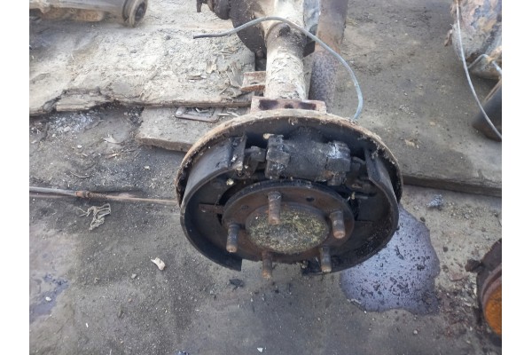 Puente de suspensión del eje trasero FSO Beetle
