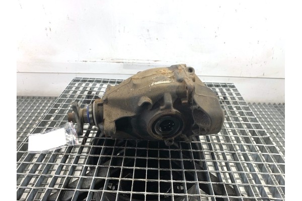 REAR DIFFER BRIDGE BMW F30 7605589 2 0 190HP 11 18 Sedan Limousine Part manufacturer OEM