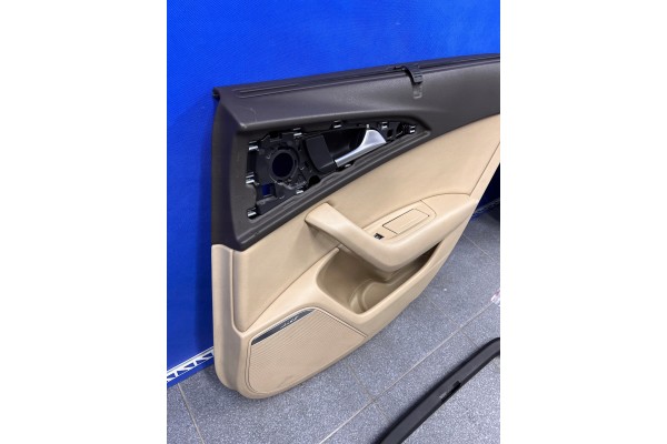 AUDI A6 C7 STATION WAGON BACON REAR BLIND DOOR FRAME SET Catalog number of the part BOCZKI TYL ROLETY RAMKI DRZWI KOMPLET