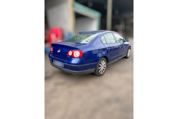 VOLKSWAGEN PASSAT BERLINA (3C2) Sportline