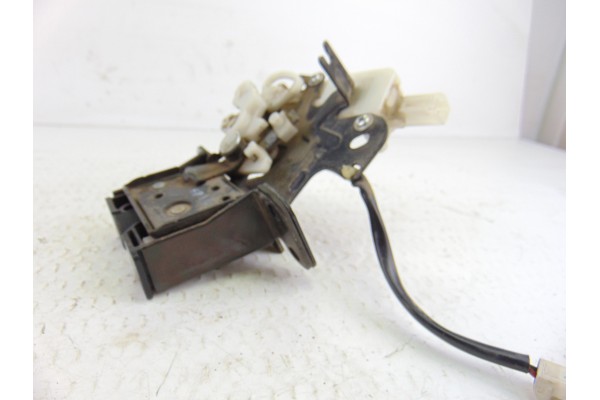  CERRADURA MALETERO / PORTON MAZDA 3 BERLINA (BK) 1.6 CRDT  Active 2007 199642 MAZDA - 2