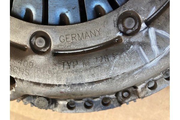 2289 000 280 SACHS CLUTCH SKODA OCTAVIA VW GOLF TOURAN CADDY PASSAT Catalog number of the original AUDI 03G 141 015 AA AUDI 03G 