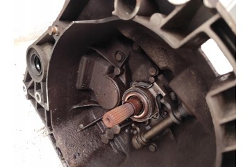 Fiat Punto Evo Manual 5 speed transmission 1 3 D Diesel Multijet Catalog number of the part No MPN