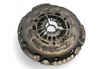 Mercedes W204 220 CDI 2 1 W212 2 1 Clutch set disc pressure LUK Car type passenger cars