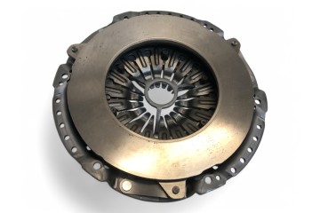 Mercedes W204 220 CDI 2 1 W212 2 1 Clutch set disc pressure LUK Engine type diesel