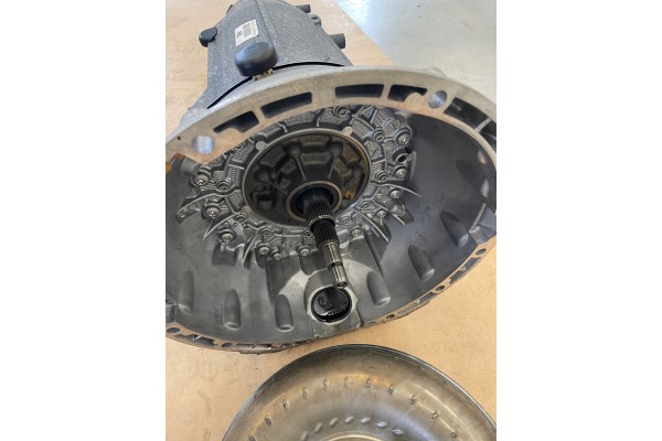 GEARBOX 722904 MERCEDES W216 W221 5 5 V8 Part manufacturer Mercedes Benz OE