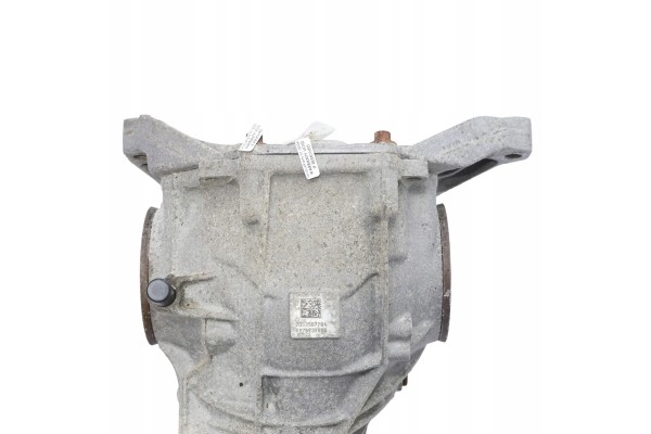 Mercedes W205 Differential Rear Dyfer Rear 1 3 266 A2053507704 Catalog number of the original A2053507704