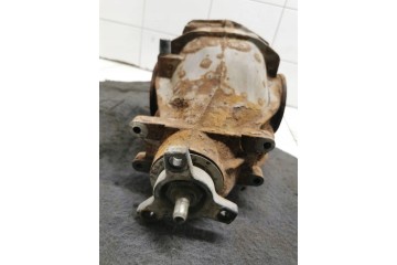 2004 Mercedes Benz E W211 Rear differential A2303510105