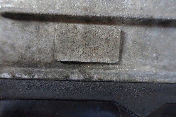 Mercedes w204 3 5 cdi chest 722902 2112704202 2042700003 Engine type diesel