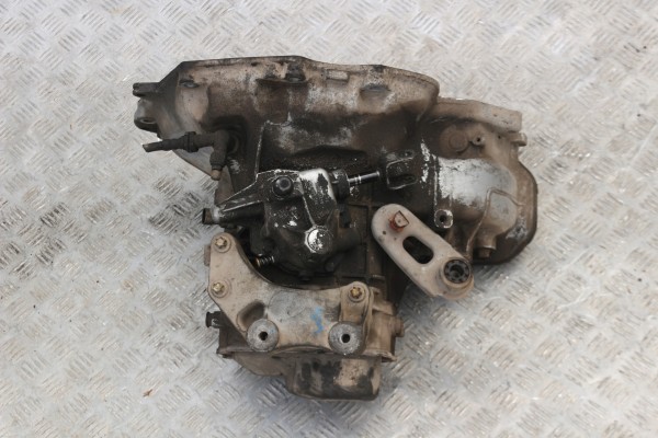 MANUAL GEARBOX OPEL ZAFIRA A 1 6 B F17C419