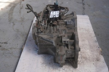 MITSUBISHI OUTLANDER I 2 4 MIVEC GEARBOX AUTOMATIC 4x4 2005year Catalog number of the part 354676879302