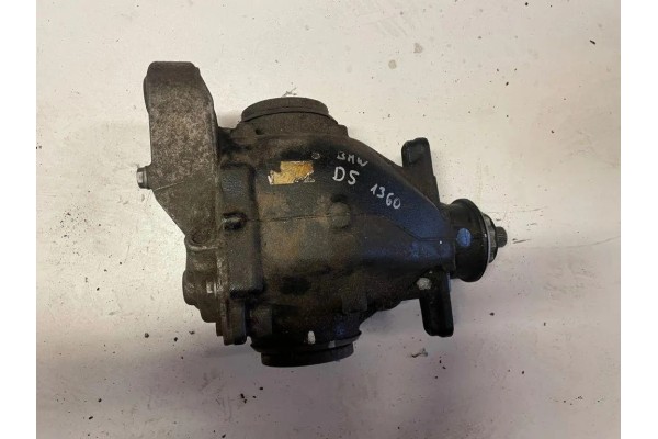 Rear reducer BMW X5 E70 7564849 3 5L gasoline 225kW 2011