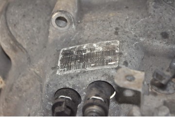 Caja de Cambios Manual 3M5R-7002-NF para Volvo S40 II, V50, C30 y Ford