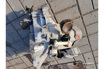 Peugeot 2008 1 2 VTI manual transmission 20CR14 Transmission type automatic