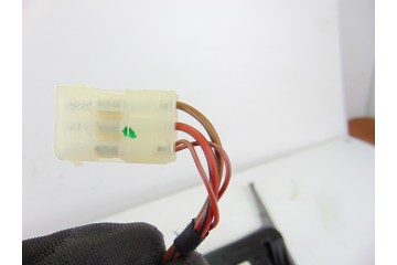  CENICERO BMW SERIE 1 BERLINA (E81/E87) 118d 2010 202317 BMW - 3