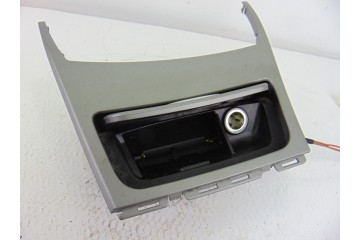  CENICERO BMW SERIE 1 BERLINA (E81/E87) 118d 2010 202317 BMW - 4