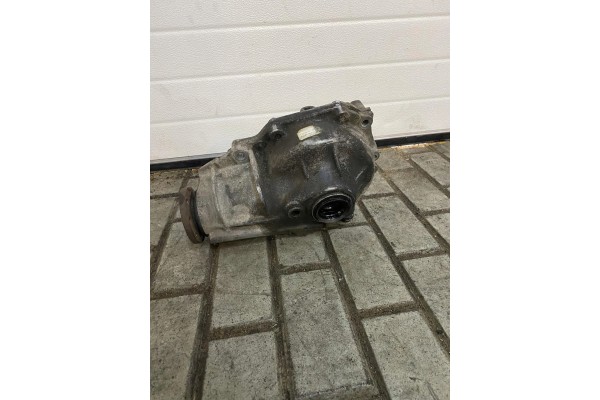 Front reducer BMW X5 E70 E1410 diesel 2008 Part manufacturer BMW OE