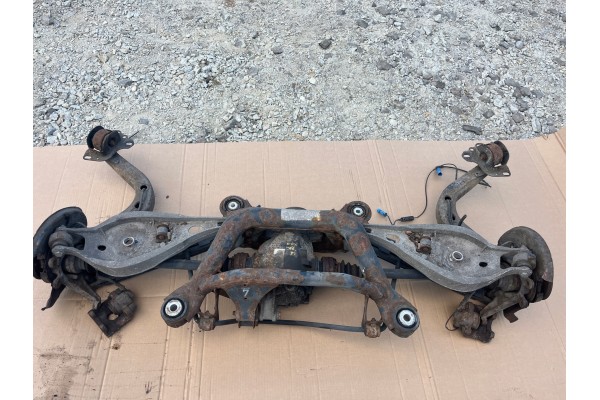 REAR BEAM AXLE DIFFERENTIAL BRIDGE REAR BMW E46 318 98 05 1428168 3 38 Part manufacturer BMW OE