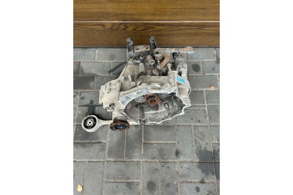 VW POLO 6R 3D 1 2 GEARBOX LNR Catalog number of the part VW POLO 6R 3D 1 2 SKRZYNIA BIEGOW LNR