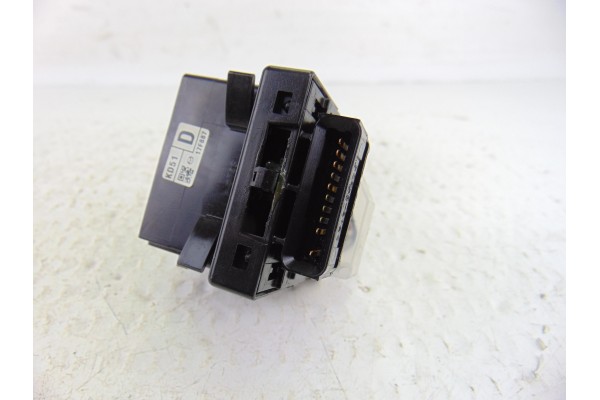  MANDO LUCES MAZDA 3 BERLINA / SEDÁN (BM/BN) Luxury 2014 201096 MAZDA - 2