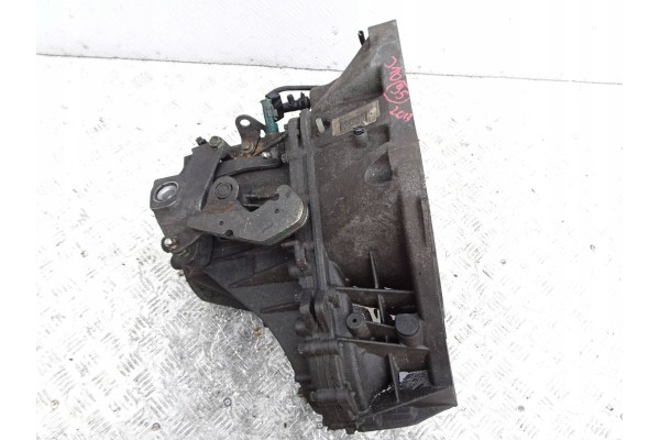 Transmisión Nissan Qashqai J10 2.0 Gasolina TL4A116