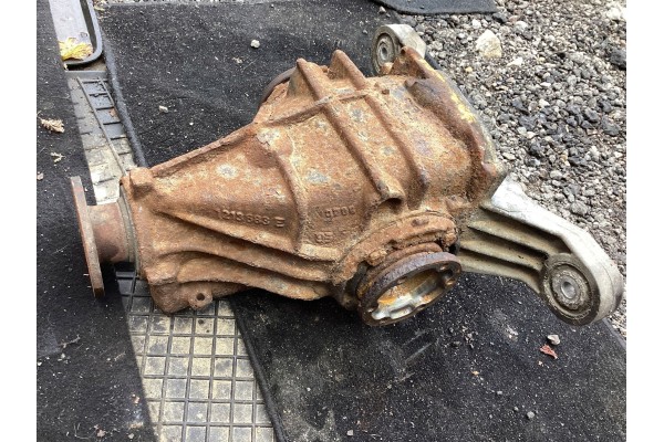 Rear differential BMW 3 E36 213683E Catalog number of the part 213683E