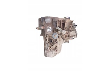 TRANSMISSION Hyundai GETZ 1 1 12V H71773 100 EFFICIENT Catalog number of the part SKRZYNIA BIEGOW Hyundai GETZ 1 1 12V H71773 10