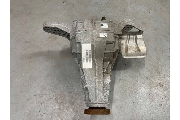 2016 Porsche Macan 95B Rear differential 95B525015M
