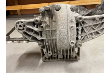 2016 Porsche Macan 95B Rear differential 95B525015M Part manufacturer Porsche OE