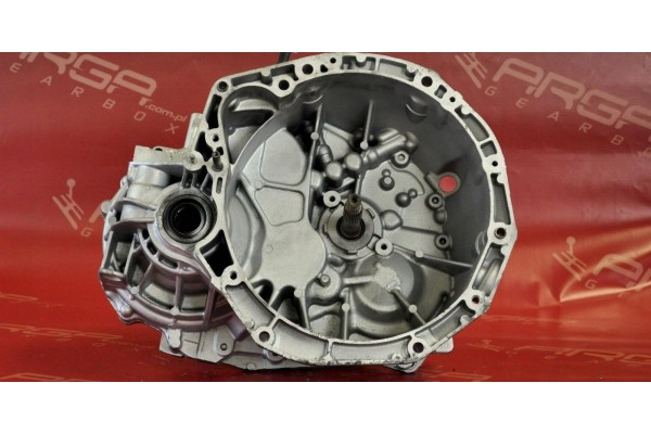 Transmission ZND Suzuki SX4 S Cross 1 6 DDIS 4x4 13 16 Engine type diesel