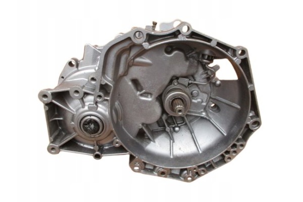 OPEL VECTRA 2 2 DTI TRANSMISSION 5 gears F35 55351000 UU 3 61