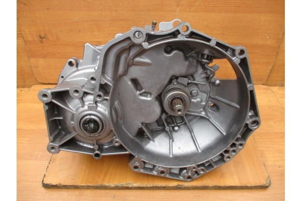 OPEL VECTRA 2 2 DTI TRANSMISSION 5 gears F35 55351000 UU 3 61 Catalog number of the part B59135 ZAFIRA B ASTRA G II VECTRA B SIL