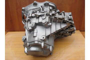 Caja de Cambios Manual 5 Velocidades OPEL VECTRA 2.2 DTI F35 55351000 