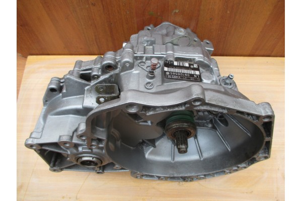Caja de Cambios Manual 5 Velocidades OPEL VECTRA 2.2 DTI F35 55351000 
