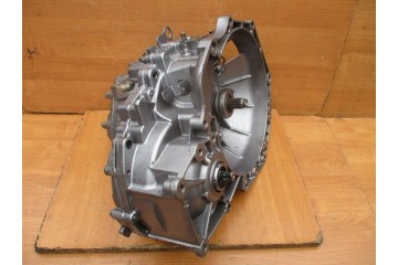 Caja de Cambios Manual 5 Velocidades OPEL VECTRA 2.2 DTI F35 55351000 