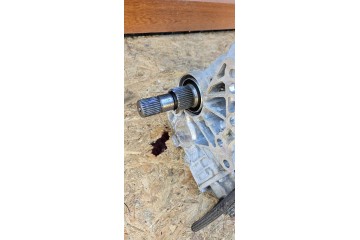 OPEL INSIGNIA B 2 0T 4X4 REDUCER FRONT BRIDGE 84309466 260HORSES Part manufacturer Opel OE