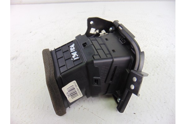 97480-A6000 REJILLA AIREADORA HYUNDAI I30 (GD) Classic 2012 97480-A6000 203683 HYUNDAI - 3