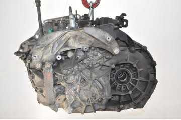 TRAFIC III VIVARO B 1 6 DCI CDTI 125HP BITURBO CHEST PF6S50 174 thousand km Catalog number of the part PF6S50