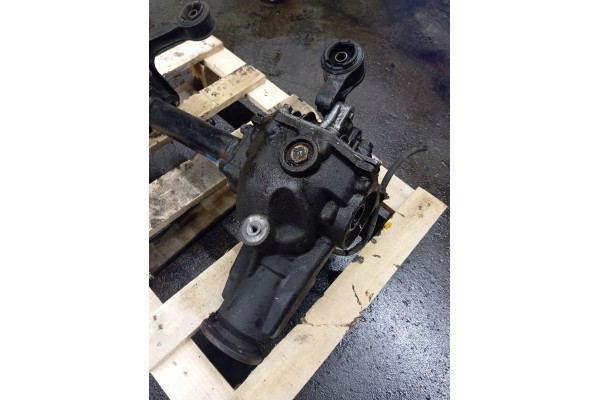 KIA SORENTO AND 2 4 B DIFFERENTIAL REAR BRIDGE 53210 3E800 4 875 Part manufacturer Kia OE