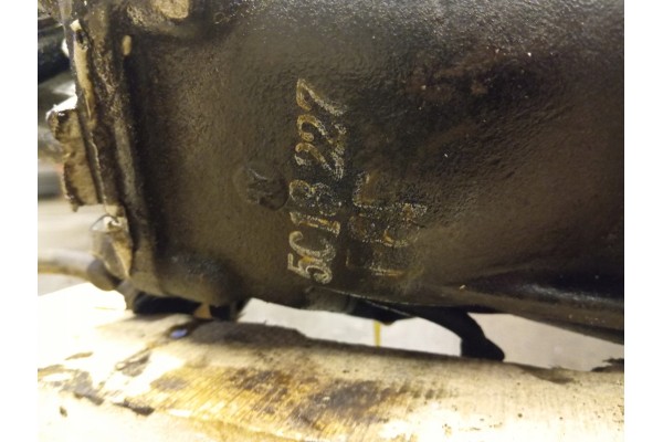 Diferencial trasero puente KIA SORENTO I 2.4 B 53210 3E800 4.875