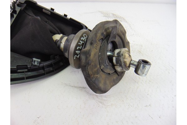  POMO PALANCA CAMBIO BMW SERIE 1 BERLINA (E81/E87) 118d 2007 202430 BMW - 3