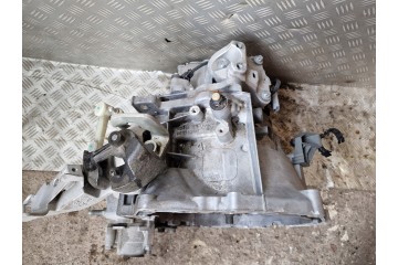 GEARBOX OPEL COMBO E 1 2 TURBO Car type passenger cars